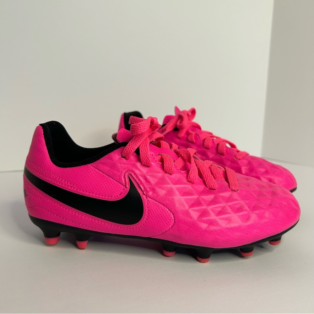 NIKE Tiempo Legend 8 Soccer Cleats Little Girl’s Size 13